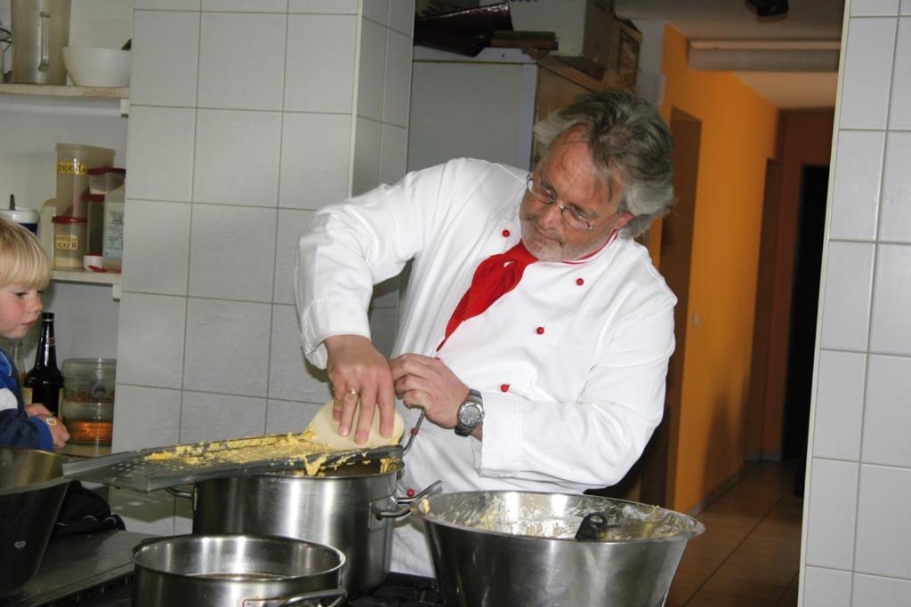 Hotel Gasthaus Schaefle 버서버그 외부 사진